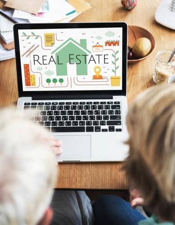 Managing the Digital Environment: The Importance of a Digital Marketing agency for All Real Estate Needs